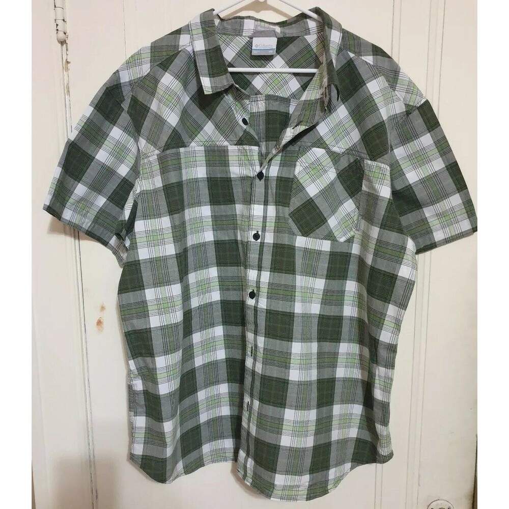 Columbia Short Sleeve Button Shirt Men's Sz 2XL XXL Green White Black  Plaid